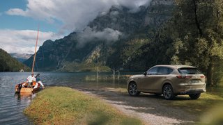 Des performances améliorées et un design optimisé – le Mazda CX-60 2025