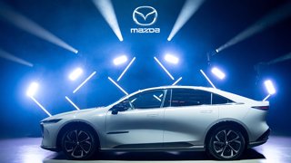 Un’esperienza elettrizzante all’insegna dell’artigianalità giapponese per il lancio della nuova Mazda6e